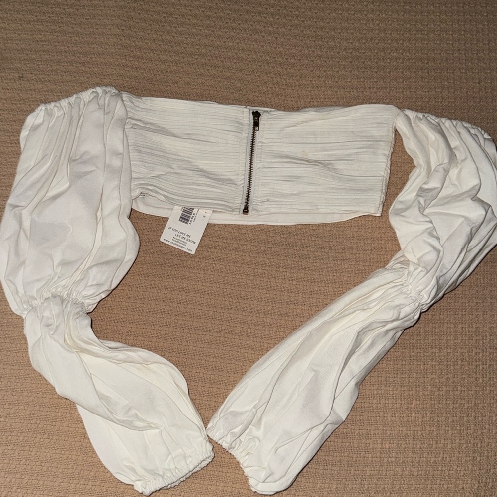 NWT ClubLLondon off white puff sleeve Bardot crop top. NWT.